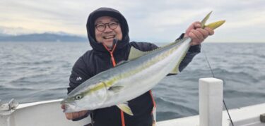 ジギングで出船しました(^_-)-☆