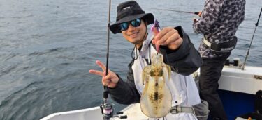 ティップラン🎣アオリイカ狙いで出船しました(^^♪