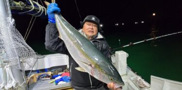 電気ブリに出船しました(^_-)-☆